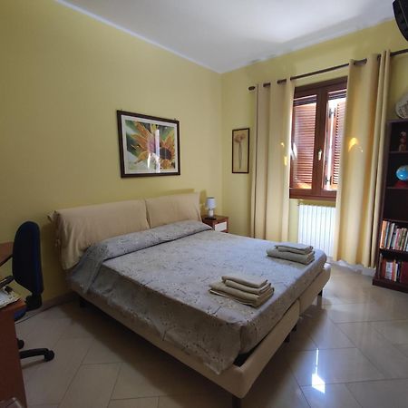 Residenza Del Sole Bed & Breakfast Surbo Dış mekan fotoğraf
