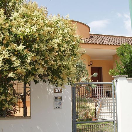 Residenza Del Sole Bed & Breakfast Surbo Dış mekan fotoğraf